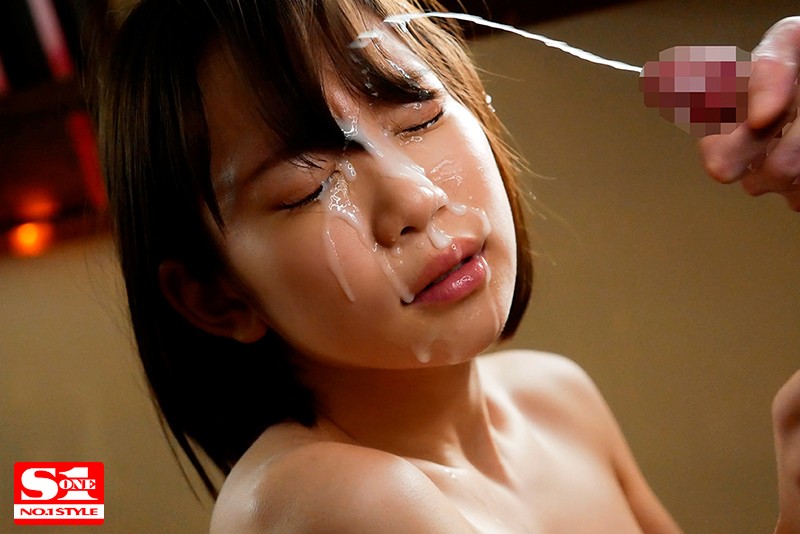 架乃ゆらにレーザービーム顔射する眼鏡くん